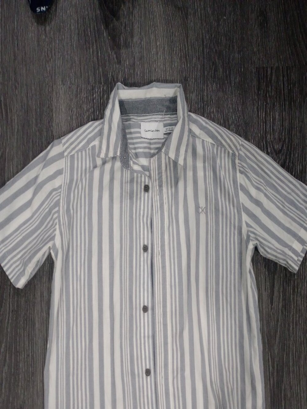 Calvin Klein Boys Striped Short Sleeve Button Down Shirt Size 10 M Gray White
